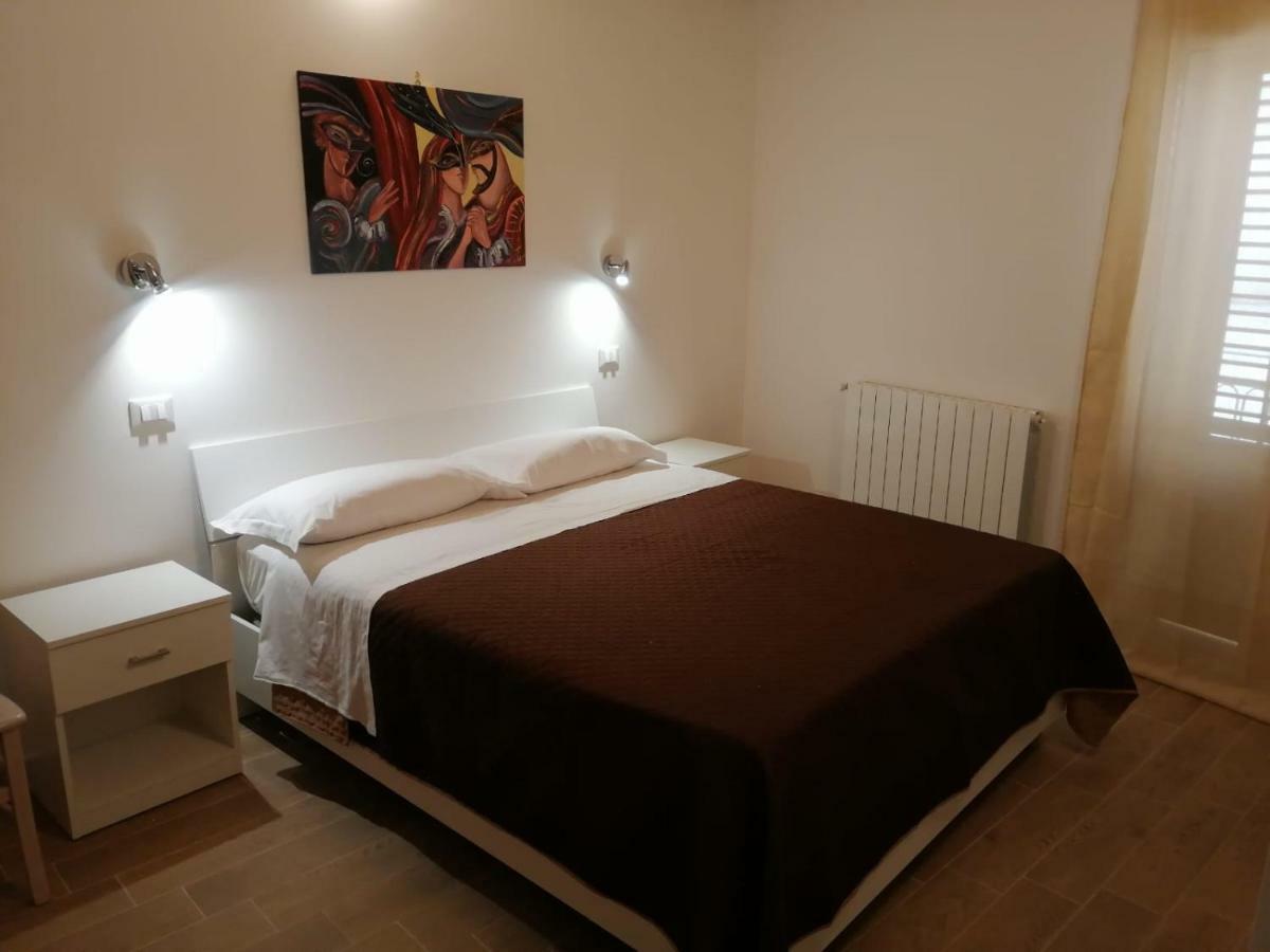 Opera Boutique Rooms مونريالي المظهر الخارجي الصورة